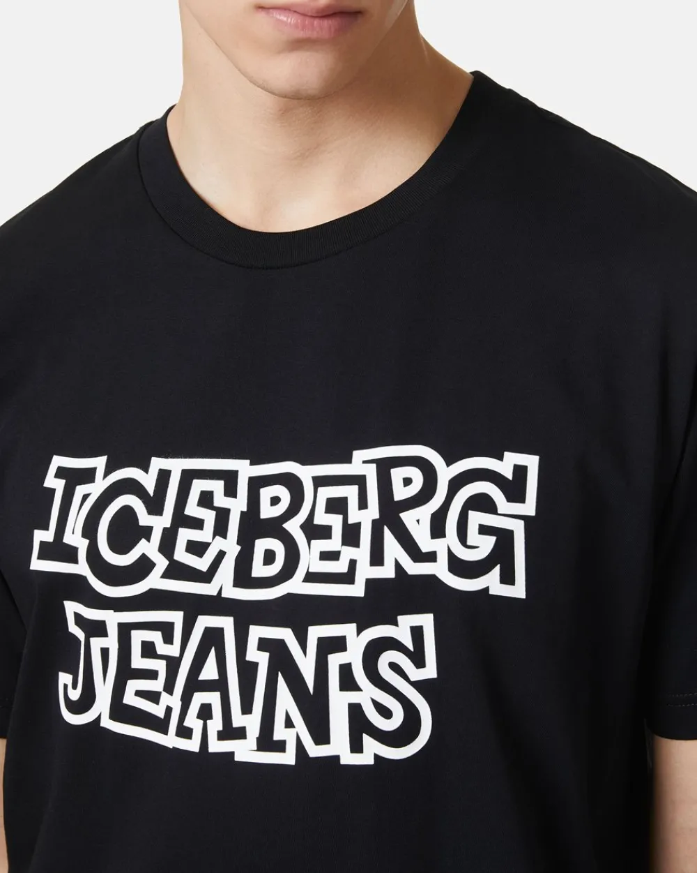Women Iceberg Black T-shirt From The Re-Edit Collection
