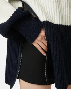 Women Iceberg English Knit Wool Blend Turtleneck