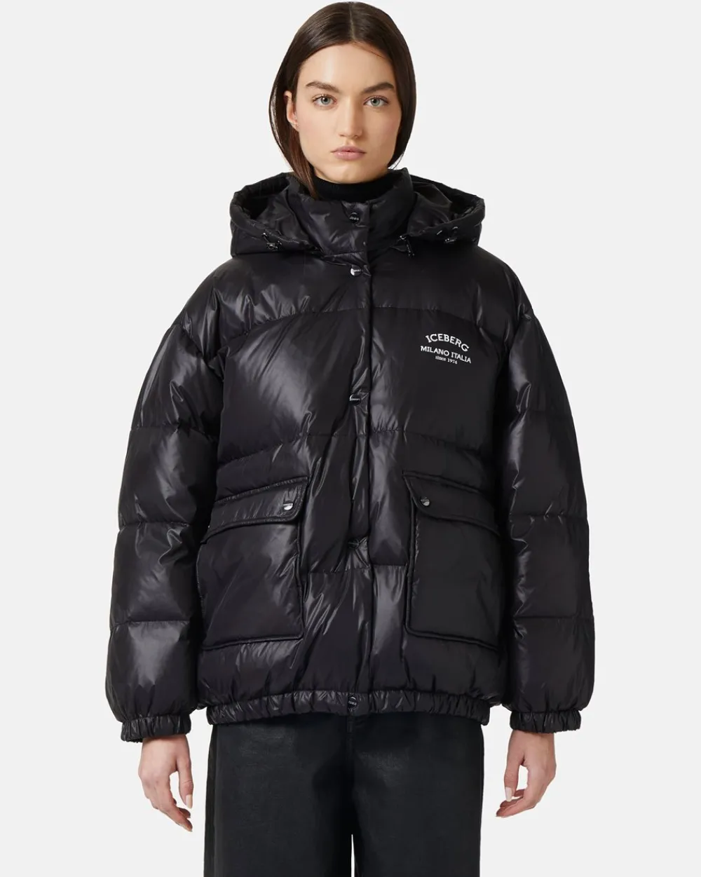 Women Iceberg Short Down Jacket With Real Down Hood