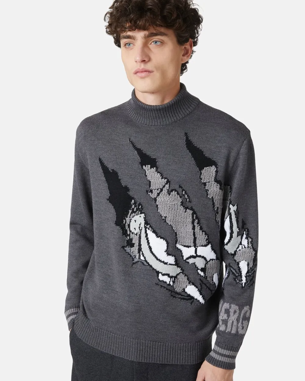 Iceberg Sweater With Garfield Design