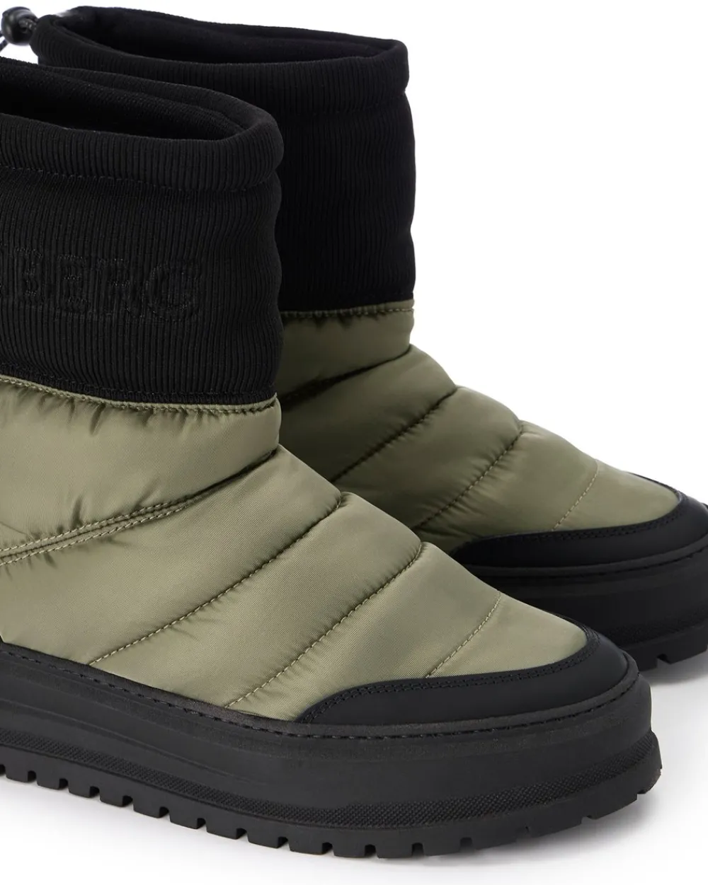 Iceberg Two-tone Mountain Boots