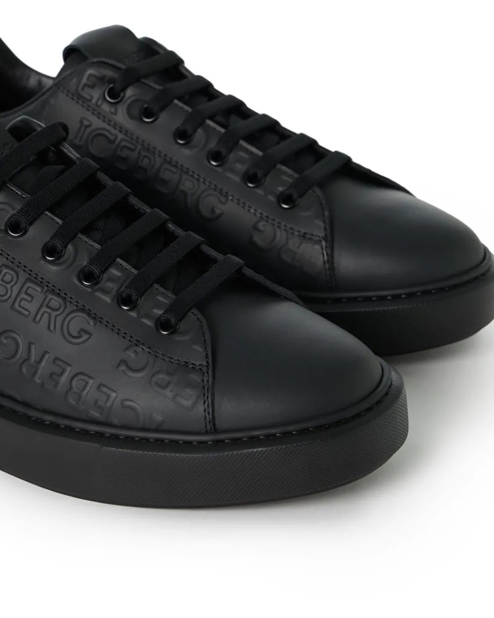 Iceberg Ultra Light Black Sneakers